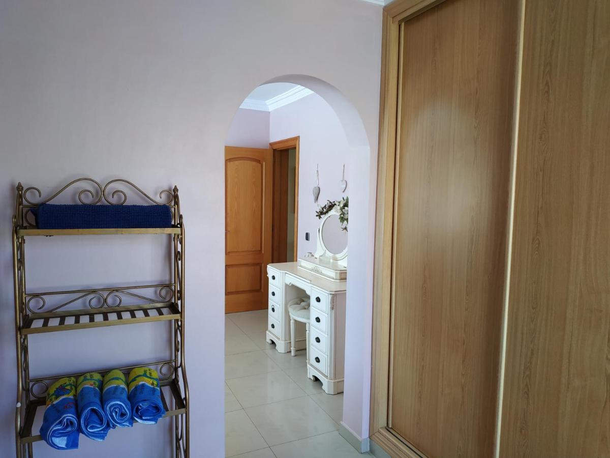 Villa Casa Del Sol 3 Bedroom Villa With Private Solar Covered 12M X 6M Pool Minimum Stay 7 Nights Chromecast And Wifi Throughout The Property Triquivijate Екстериор снимка