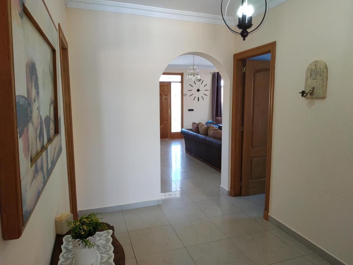 Villa Casa Del Sol 3 Bedroom Villa With Private Solar Covered 12M X 6M Pool Minimum Stay 7 Nights Chromecast And Wifi Throughout The Property Triquivijate Екстериор снимка