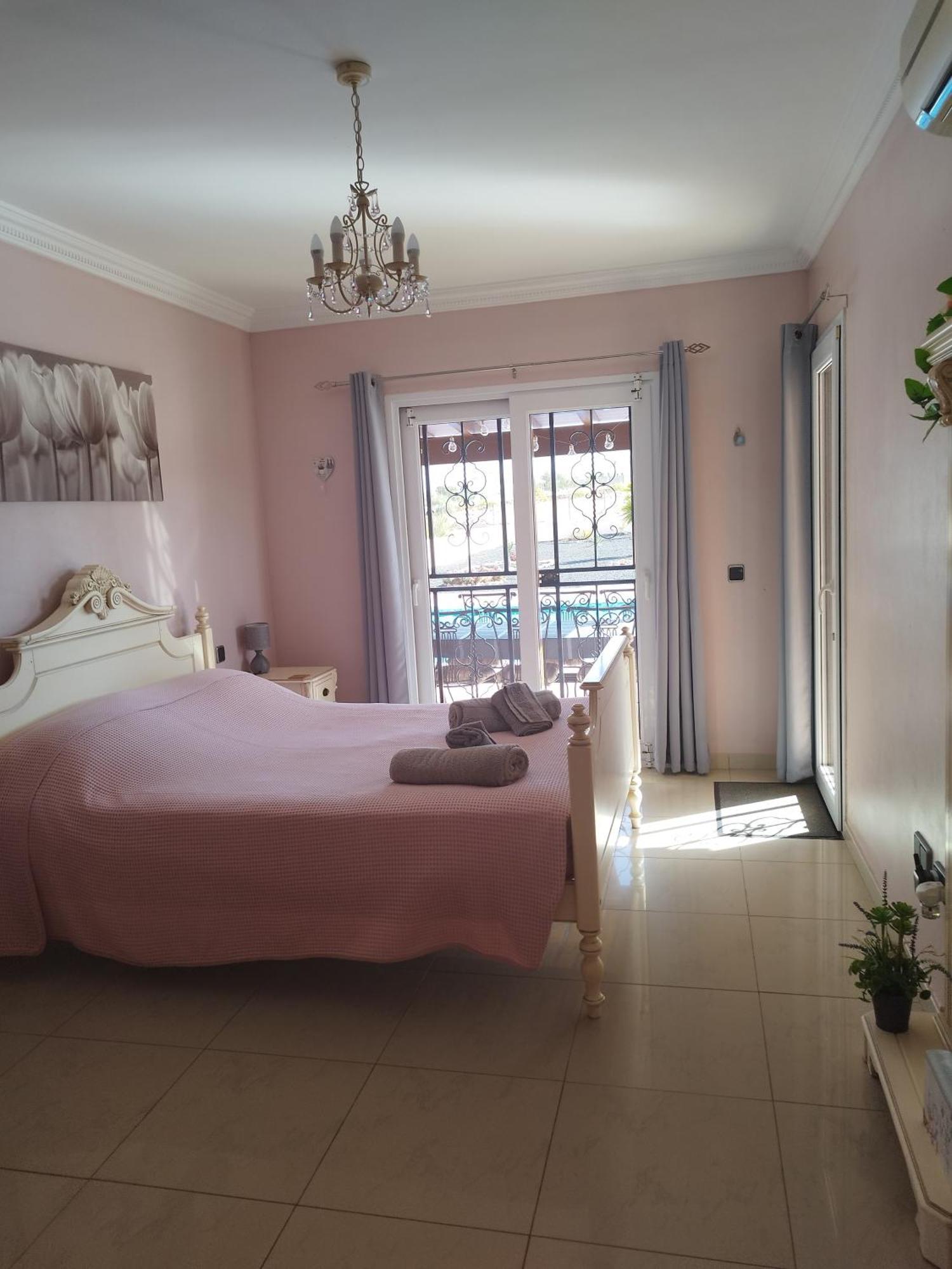 Villa Casa Del Sol 3 Bedroom Villa With Private Solar Covered 12M X 6M Pool Minimum Stay 7 Nights Chromecast And Wifi Throughout The Property Triquivijate Екстериор снимка