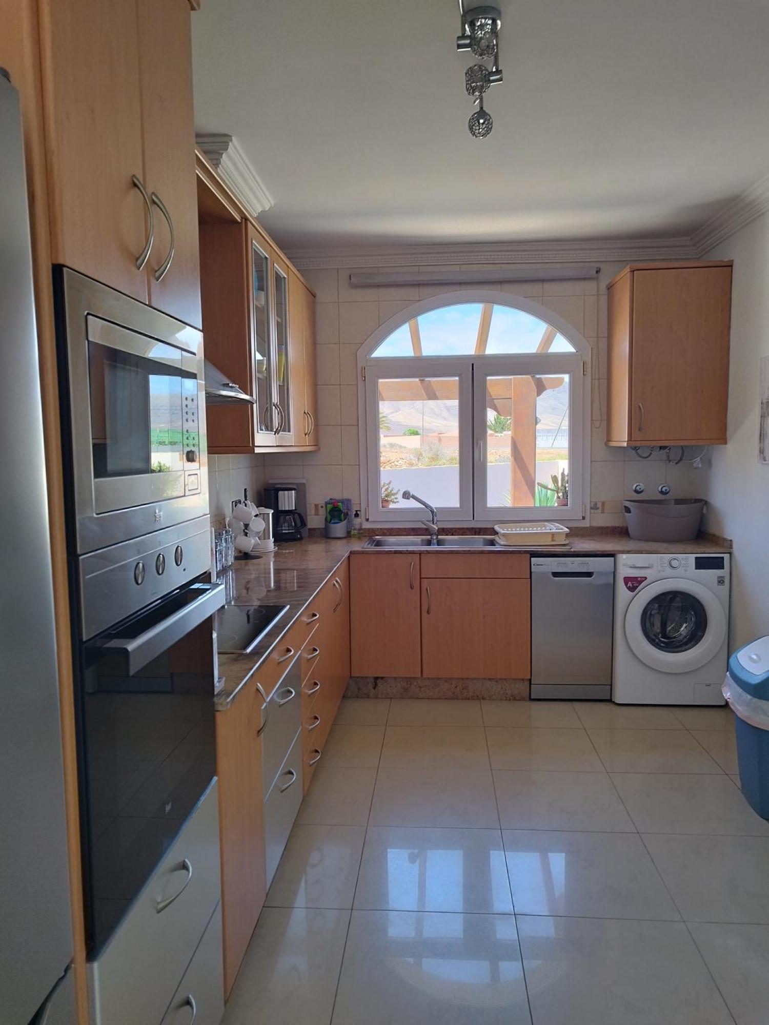 Villa Casa Del Sol 3 Bedroom Villa With Private Solar Covered 12M X 6M Pool Minimum Stay 7 Nights Chromecast And Wifi Throughout The Property Triquivijate Екстериор снимка