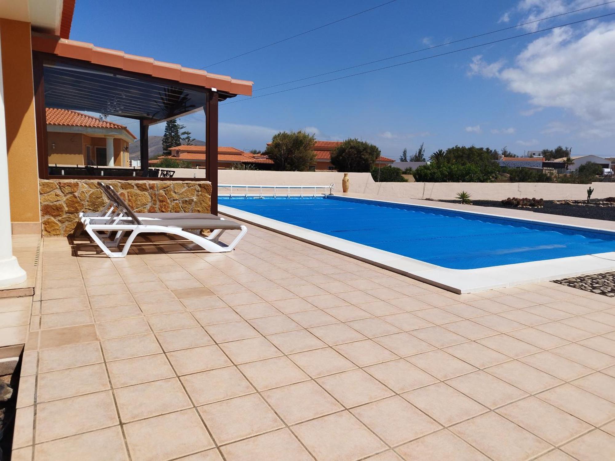 Villa Casa Del Sol 3 Bedroom Villa With Private Solar Covered 12M X 6M Pool Minimum Stay 7 Nights Chromecast And Wifi Throughout The Property Triquivijate Екстериор снимка